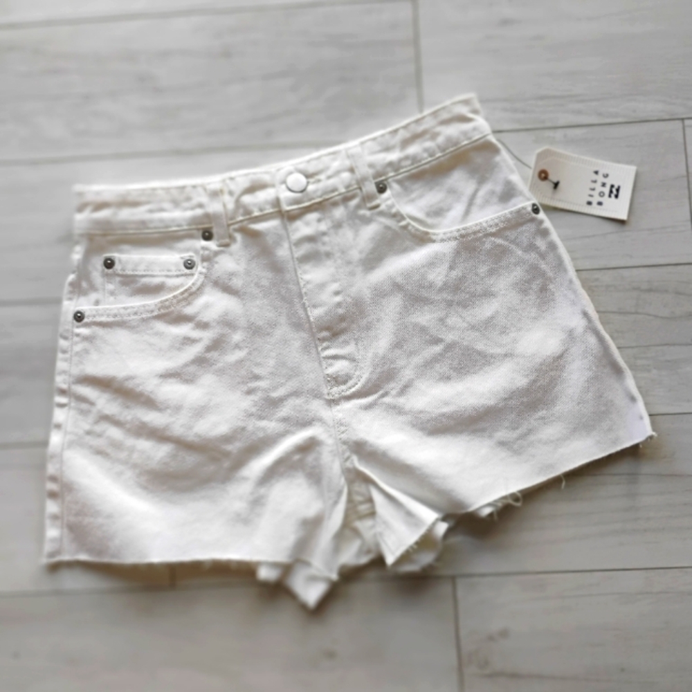 BILLABONG NEW High Tides Raw Hem Denim Shorts